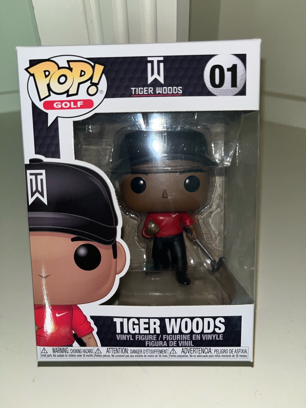 Funco Pop ! golf Tiger Woods Vinyl Figure 01